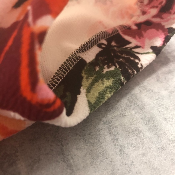 Baby Girl Boutique Peach Floral Bummies & Headwrap - Picture 5 of 9